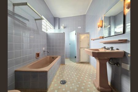 Casa de condomínio à venda com 260m², 4 quartos e 2 vagasBanheiro 1