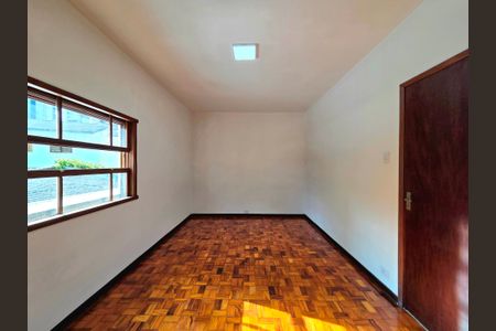 Casa de condomínio à venda com 260m², 4 quartos e 2 vagasQuarto 1