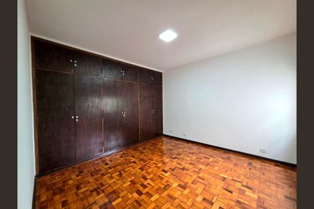 Casa de condomínio à venda com 260m², 4 quartos e 2 vagasQuarto 2