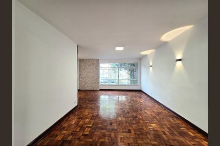 Casa de condomínio à venda com 260m², 4 quartos e 2 vagasSala