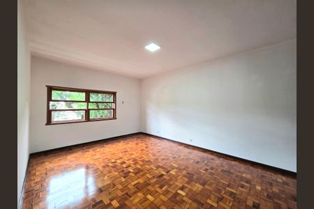 Casa de condomínio à venda com 260m², 4 quartos e 2 vagasQuarto 3