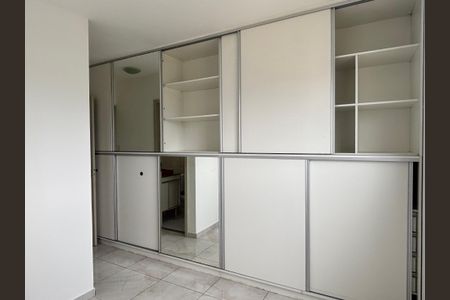 Apartamento à venda com 62m², 2 quartos e 1 vaga Apartamento à venda com 62m², 2 quartos e 1 vagaSuíte