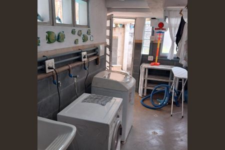 Casa à venda com 300m², 2 quartos e 10 vagasFoto 15