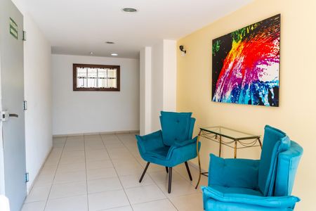 Apartamento para alugar com 54m², 2 quartos e 1 vagaHall social