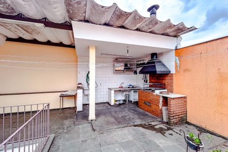 Casa à venda com 300m², 4 quartos e 3 vagasÁrea de Serviço