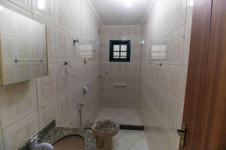 Casa para alugar com 240m², 2 quartos e sem vaga Casa para alugar com 240m², 2 quartos e sem vagaBanheiro