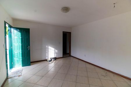Sala de casa para alugar com 2 quartos, 240m² em Piratininga, Niterói