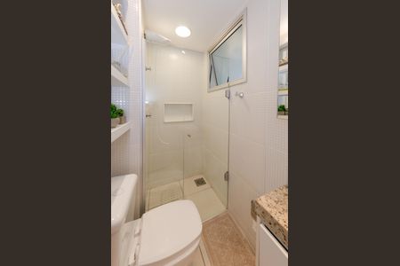 Apartamento para alugar com 77m², 3 quartos e 2 vagasBanheiro social