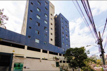 Apartamento para alugar com 77m², 3 quartos e 2 vagasFachada