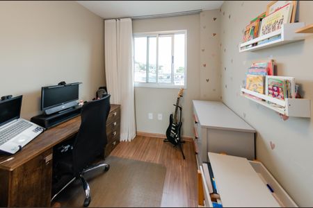 Apartamento para alugar com 77m², 3 quartos e 2 vagasQuarto 2