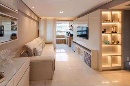 Apartamento para alugar com 77m², 3 quartos e 2 vagasSala