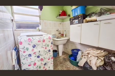 Casa à venda com 135m², 3 quartos e 1 vagaÁrea de serviço 