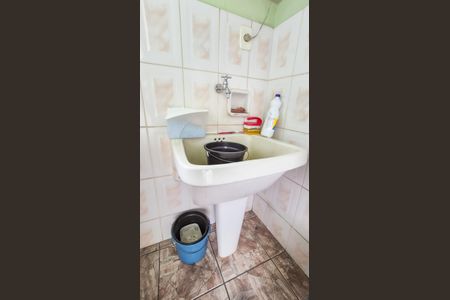 Casa à venda com 135m², 3 quartos e 1 vagaÁrea de serviço 