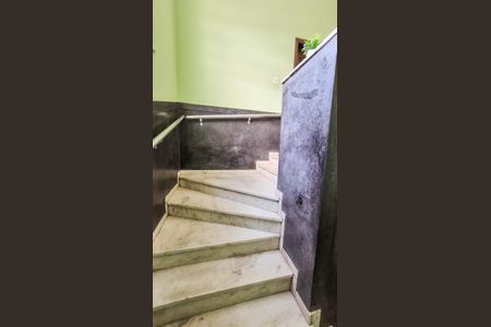 Casa à venda com 135m², 3 quartos e 1 vagaAcesso a Entrada Social e Serviço 