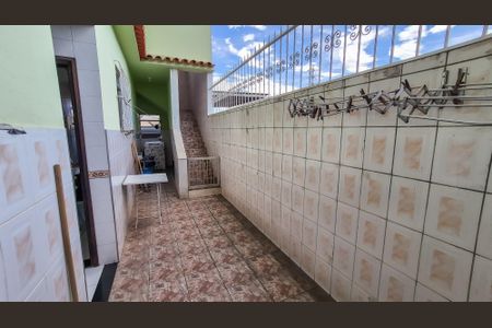 Casa à venda com 135m², 3 quartos e 1 vagaÁrea de acesso ao terraço e a área de serviço 