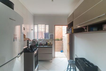 Casa de condomínio para alugar com 70m², 2 quartos e 1 vagaCozinha