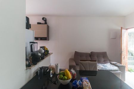 Casa de condomínio para alugar com 70m², 2 quartos e 1 vagaSala