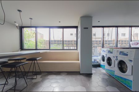 Studio para alugar com 22m², 1 quarto e sem vaga Studio para alugar com 22m², 1 quarto e sem vagaÁrea comum - Lavanderia