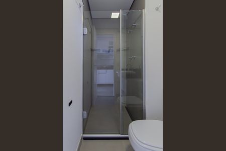 Banheiro de kitnet/studio para alugar com 1 quarto, 22m² em Vila Mariana, São Paulo