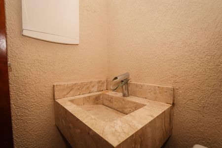 Casa para alugar com 109m², 3 quartos e 3 vagasLavabo