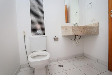 Casa para alugar com 109m², 3 quartos e 3 vagasBanheiro 2