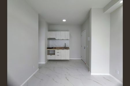 Sala de apartamento para alugar com 1 quarto, 35m² em Recreio dos Bandeirantes, Rio de Janeiro