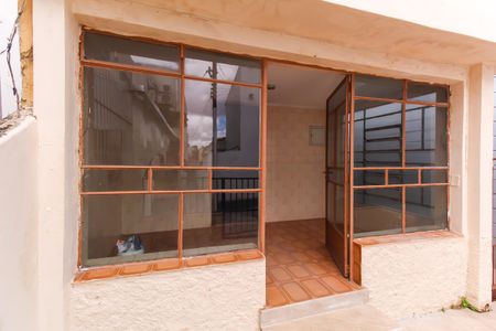 Casa para alugar com 150m², 2 quartos e sem vagaEntrada