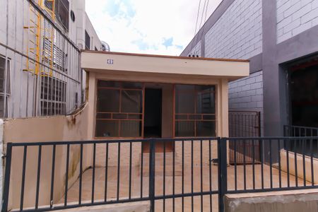 Casa para alugar com 150m², 2 quartos e sem vagaEntrada