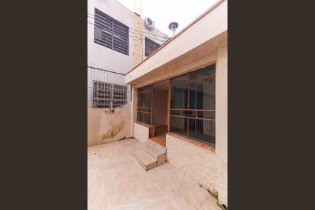 Casa para alugar com 150m², 2 quartos e sem vagaEntrada