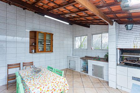 Casa para alugar com 120m², 3 quartos e 1 vagaChurrasqueira