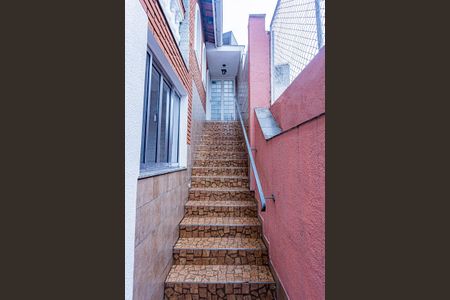 Casa para alugar com 120m², 3 quartos e 1 vagaEscada