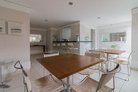 Apartamento para alugar com 159m², 3 quartos e 1 vagaÁrea comum - Salão de festas