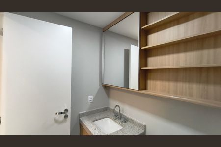 Banheiro de kitnet/studio para alugar com 1 quarto, 25m² em Vila Mariana, São Paulo