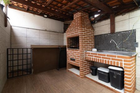 Casa para alugar com 120m², 3 quartos e 2 vagas Casa para alugar com 120m², 3 quartos e 2 vagasChurrasqueira