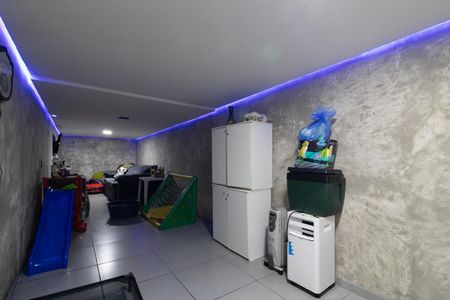 Casa para alugar com 120m², 3 quartos e 2 vagas Casa para alugar com 120m², 3 quartos e 2 vagasPorão