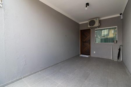 Casa para alugar com 120m², 3 quartos e 2 vagas Casa para alugar com 120m², 3 quartos e 2 vagasGaragem