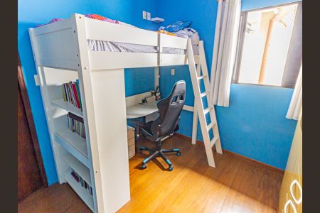 Casa à venda com 60m², 3 quartos e 1 vaga Casa à venda com 60m², 3 quartos e 1 vagaQuarto 1