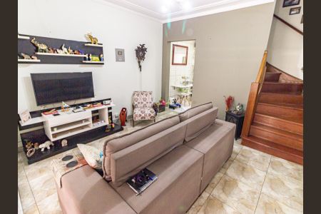 Casa à venda com 60m², 3 quartos e 1 vaga Casa à venda com 60m², 3 quartos e 1 vagaSala