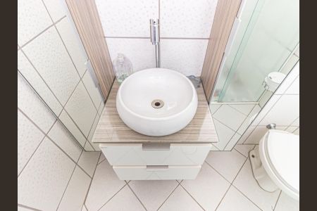 Casa à venda com 60m², 3 quartos e 1 vaga Casa à venda com 60m², 3 quartos e 1 vagaBanheiro 1