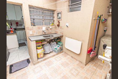 Casa à venda com 60m², 3 quartos e 1 vaga Casa à venda com 60m², 3 quartos e 1 vagaÁrea de Serviço