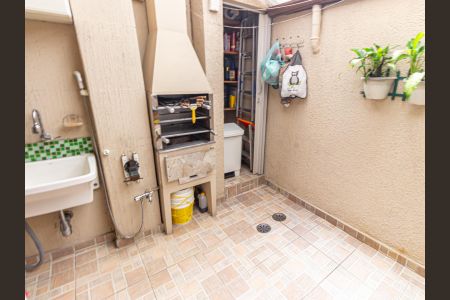 Casa à venda com 60m², 3 quartos e 1 vaga Casa à venda com 60m², 3 quartos e 1 vagaÁrea de Serviço