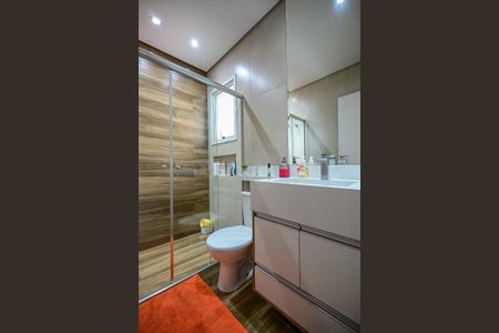 Casa de condomínio à venda com 158m², 4 quartos e 2 vagasBanheiro Suíte 2