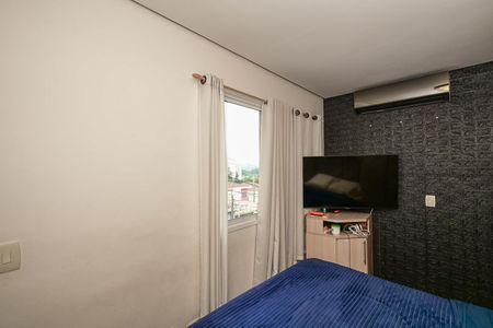 Casa de condomínio à venda com 158m², 4 quartos e 2 vagasSuíte 2