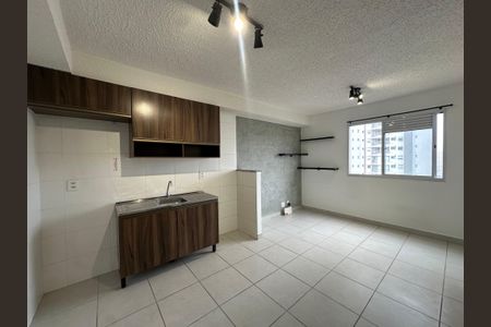 Sala/Cozinha de apartamento para alugar com 1 quarto, 31m² em Barra Funda, São Paulo