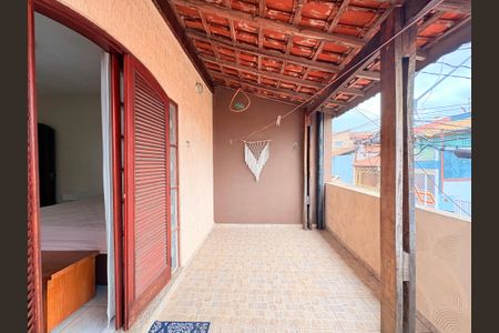 Casa à venda com 163m², 3 quartos e 2 vagasVaranda