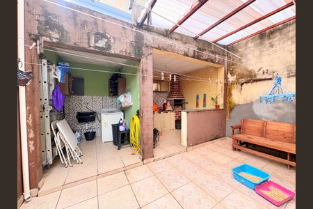 Casa à venda com 163m², 3 quartos e 2 vagasÁrea de Serviço