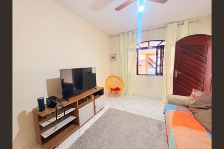 Casa à venda com 163m², 3 quartos e 2 vagasSala