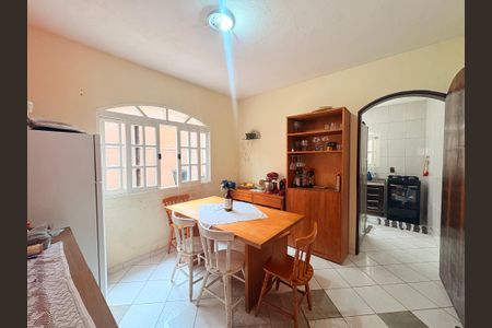 Casa à venda com 163m², 3 quartos e 2 vagasSala de Jantar