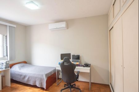 Casa à venda com 150m², 4 quartos e 2 vagas Casa à venda com 150m², 4 quartos e 2 vagasQuarto 1