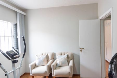 Casa à venda com 150m², 4 quartos e 2 vagas Casa à venda com 150m², 4 quartos e 2 vagasQuarto 2